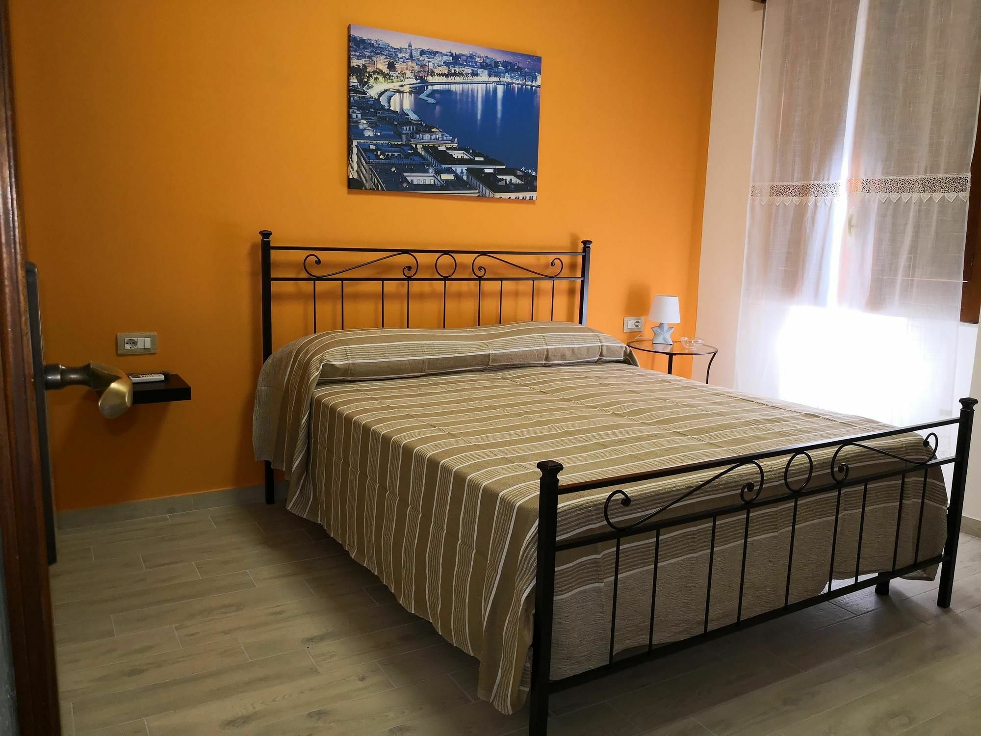 Fenesta Vascia Bed & Breakfast Napoli Ngoại thất bức ảnh